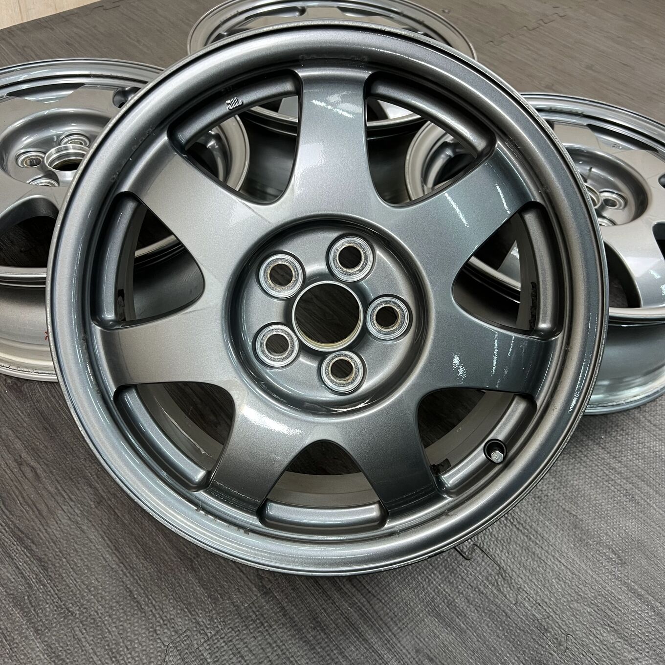 R16 6J ET45 5x100 Toyo PRIUS 20 — 19 400 ¥/комплект