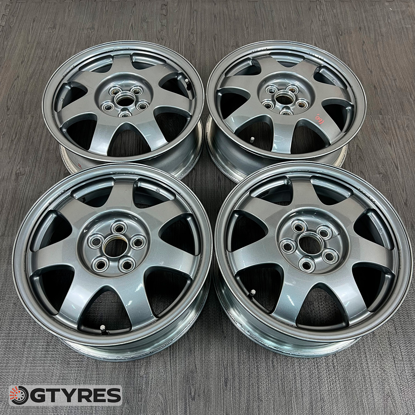 215/60 R16 Toyo TRANPATH TX — 27 300 ¥/комплект