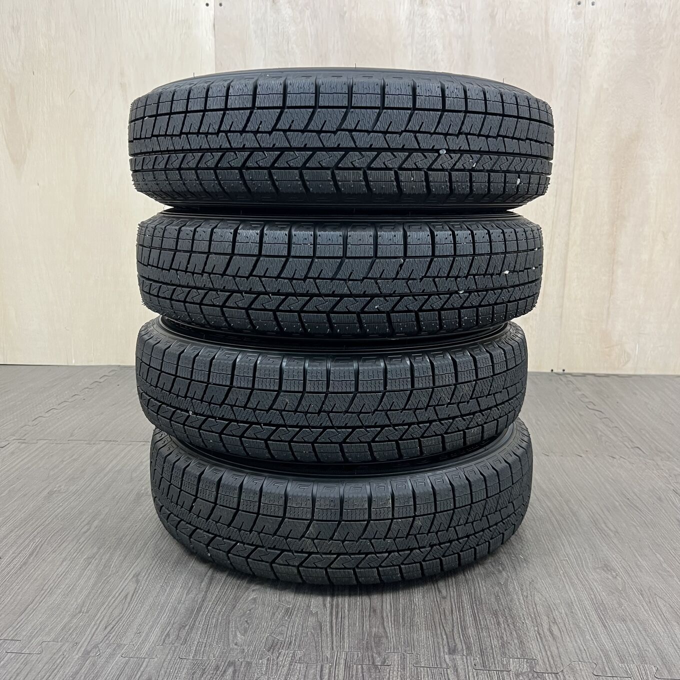 145/80 R13 Dunlop WINTER MAXX WM03 — 13 600 ¥/комплект