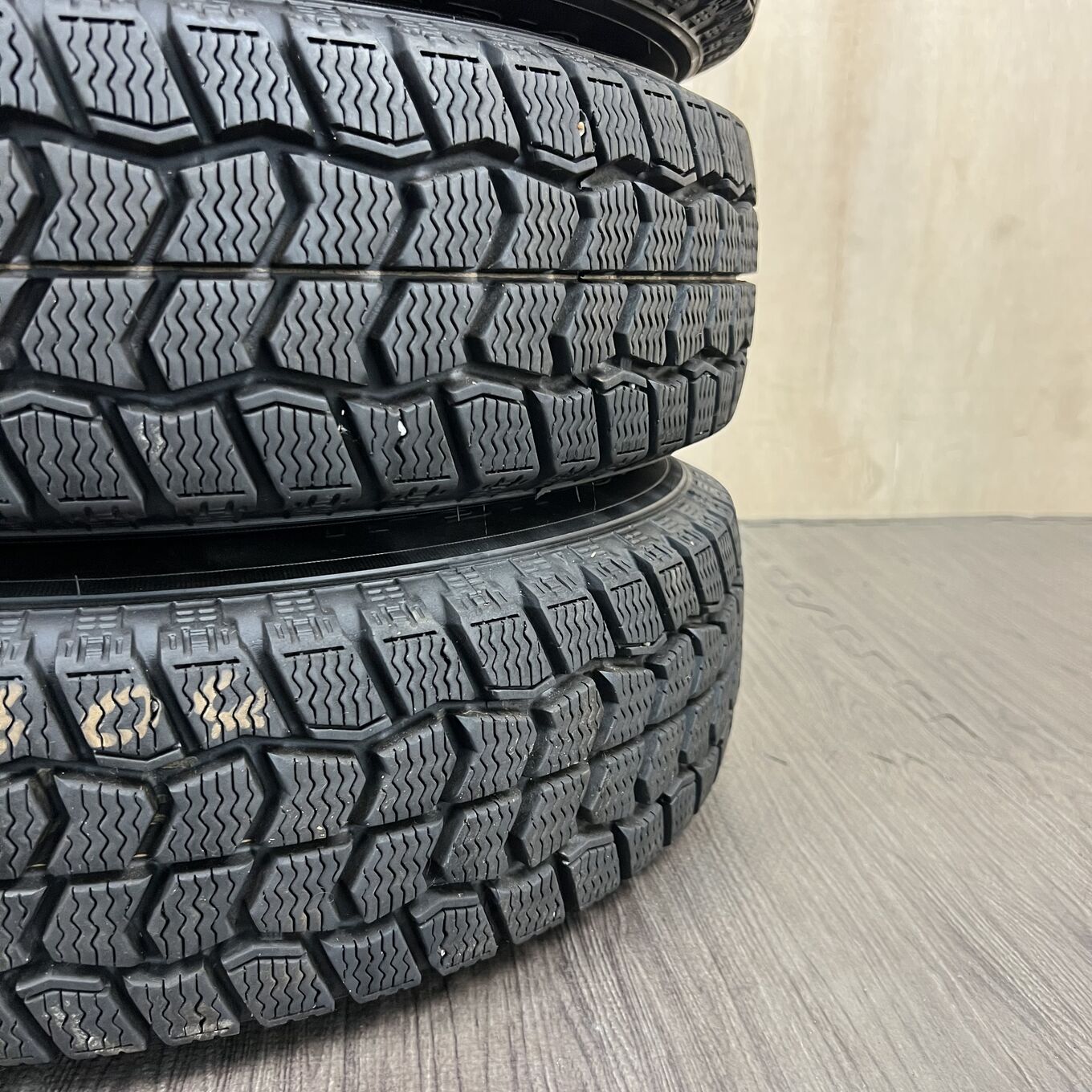 Bridgestone BLIZZAK VRX3 215/60 R13, фото 4