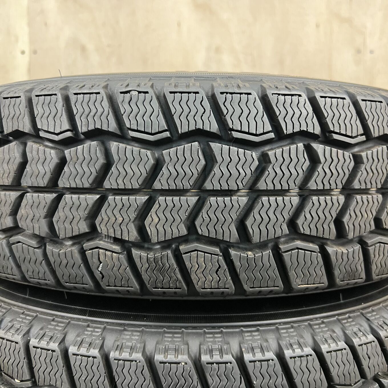Bridgestone BLIZZAK VRX3 215/60 R13, фото 5