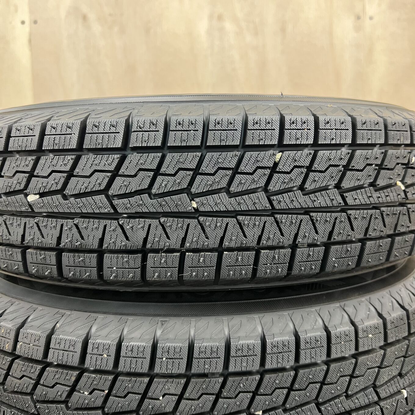 Yokohama ICE GUARD IG70 145/80 R13, фото 2