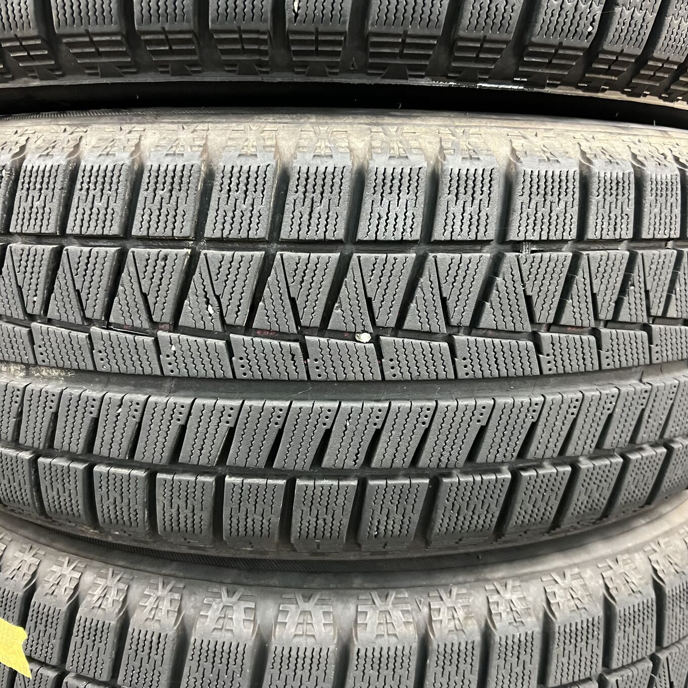 Bridgestone ICE PARTNER 2 215/60 R17, фото 4