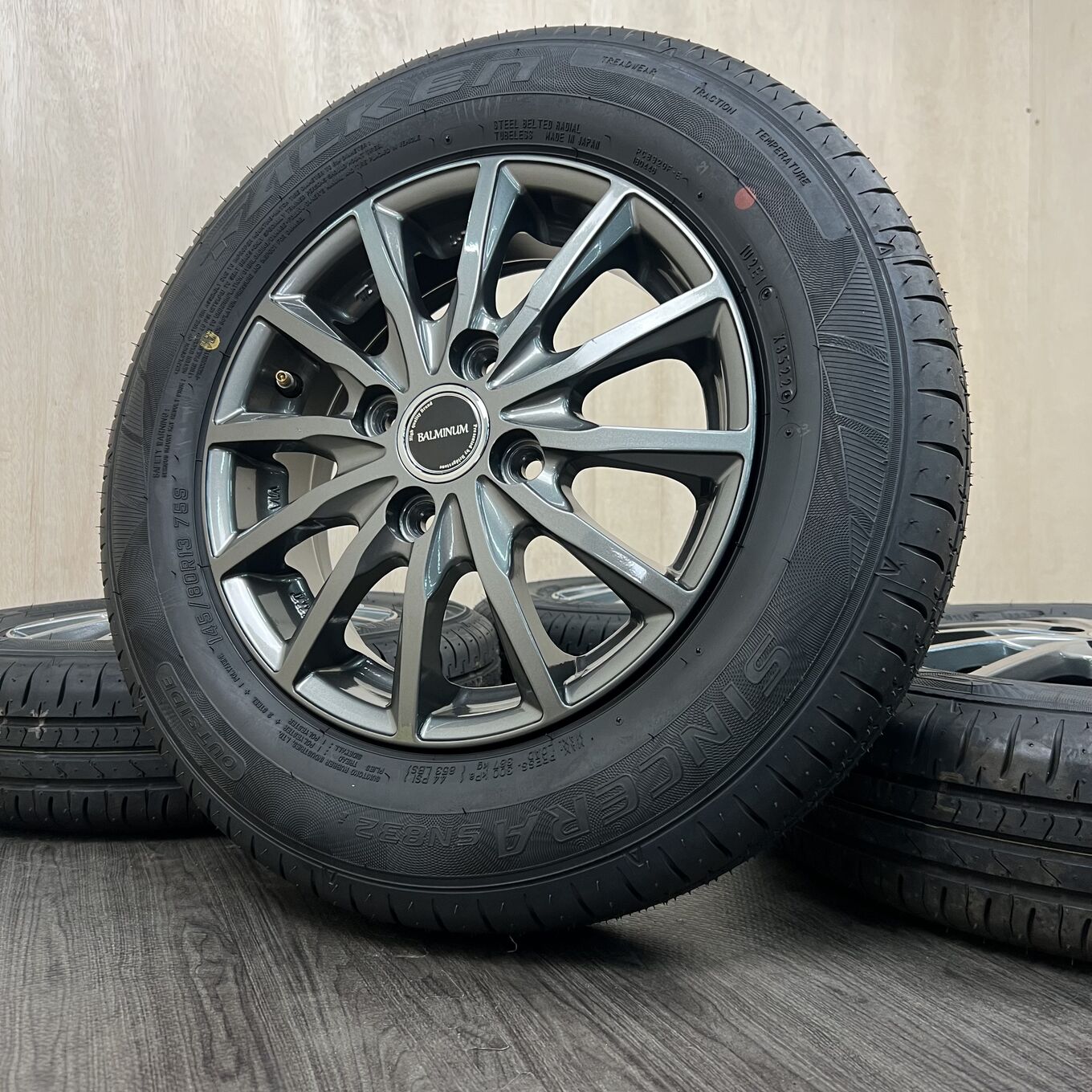 R13 4J ET43 4x100 Bridgestone BALMINUM — 19 600 ¥/комплект