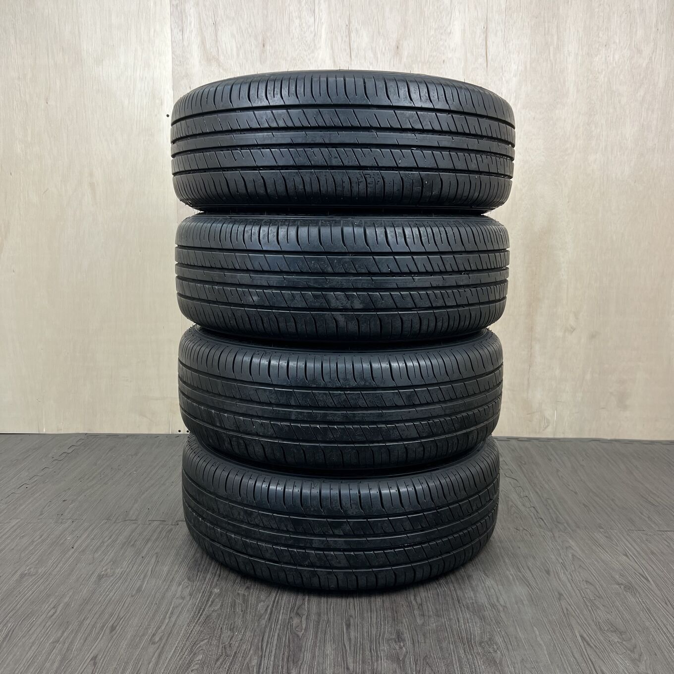 215/60 R16 Goodyear EFFICIENTGRIP ECO EG02 — 19 400 ¥/комплект