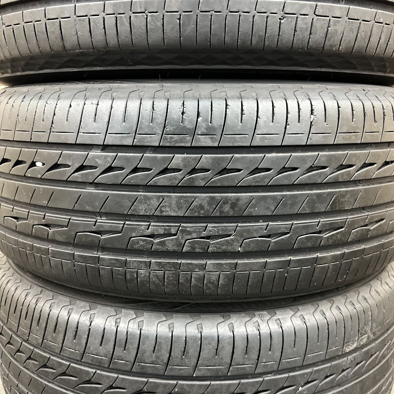 Bridgestone REGNO GR-XII 215/45 R18, фото 4