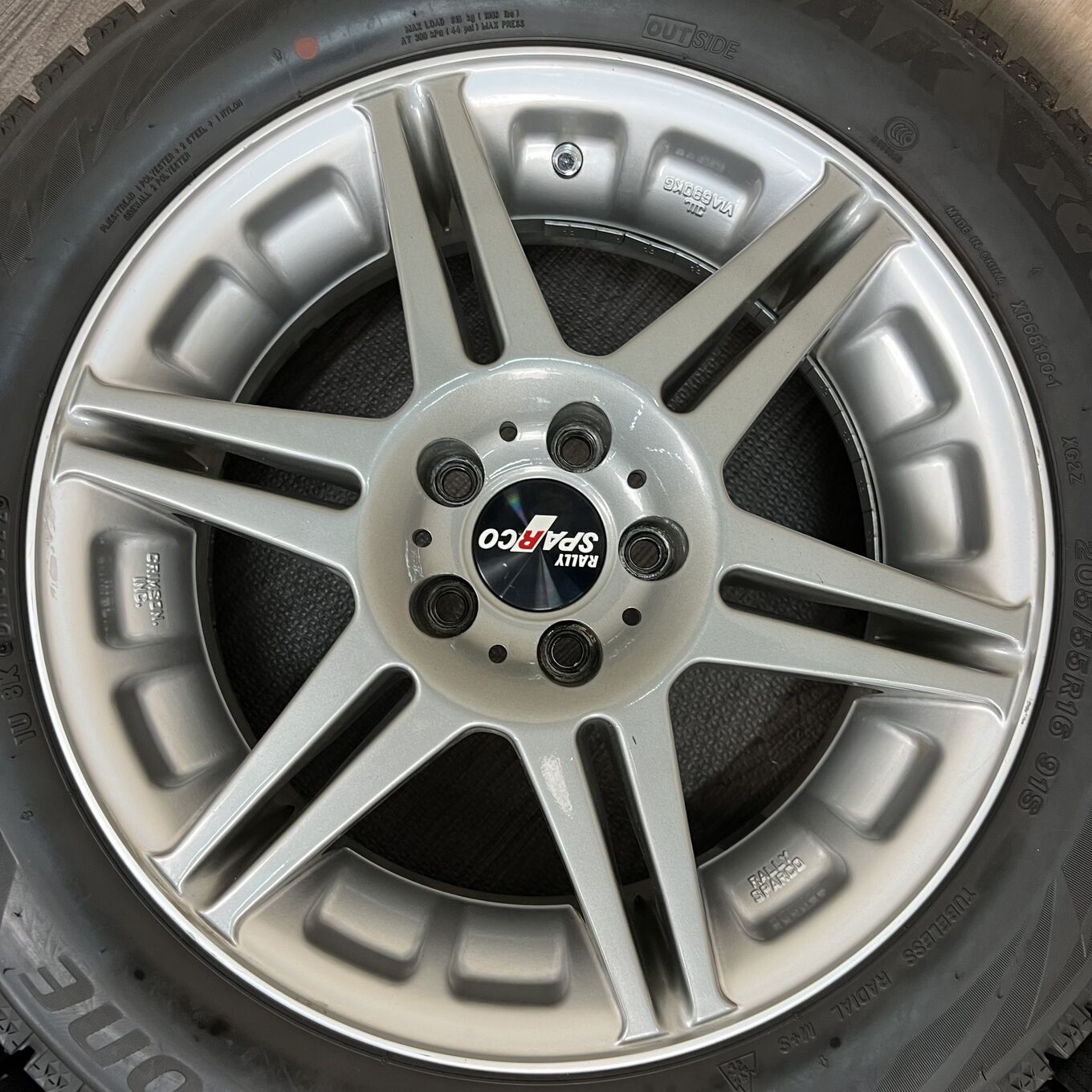 Bridgestone BLIZZAK XG02 205/55 R16, фото 4