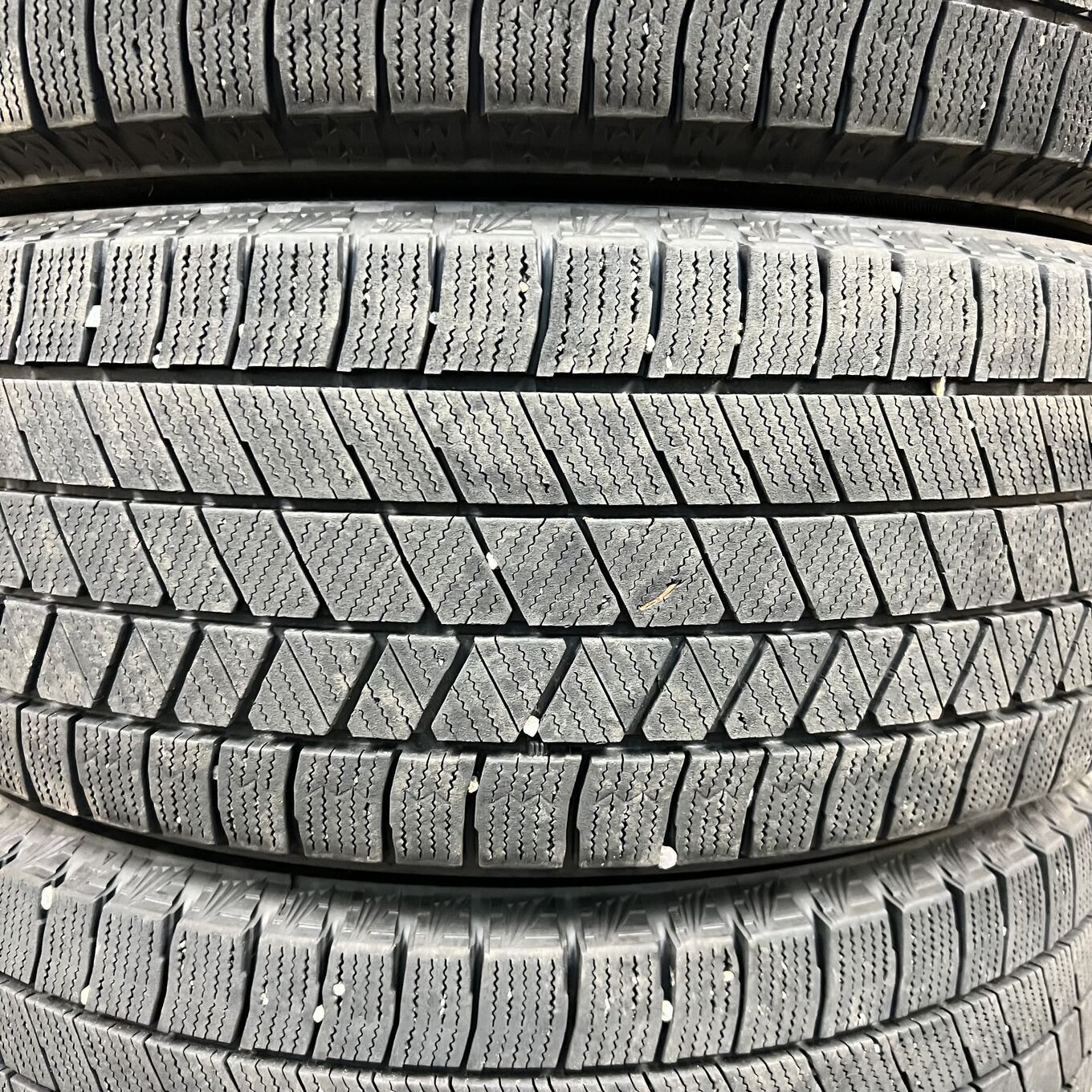 Bridgestone BLIZZAK VRX3 215/55 R17, фото 4