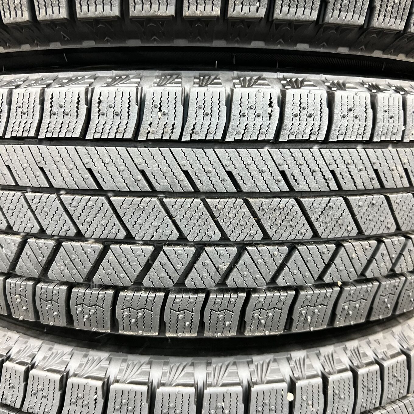 Bridgestone BLIZZAK VRX3 165/65 R14, фото 4