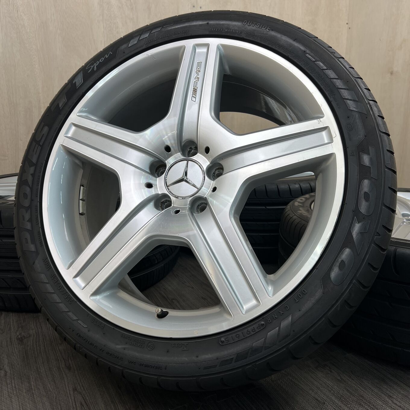 R19 8.5J ET43 5x112 BENZ AMG — 50 900 ¥/комплект