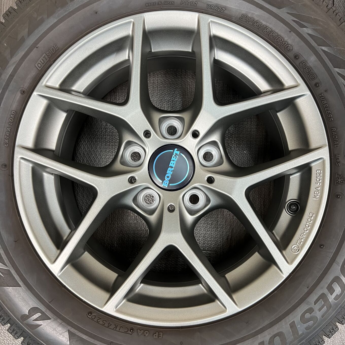 Bridgestone BLIZZAK VRX2 225/55 R16, фото 2