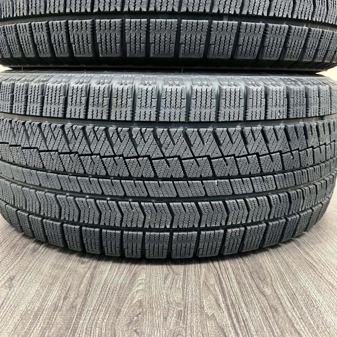 Bridgestone BLIZZAK VRX2 225/55 R16, фото 5