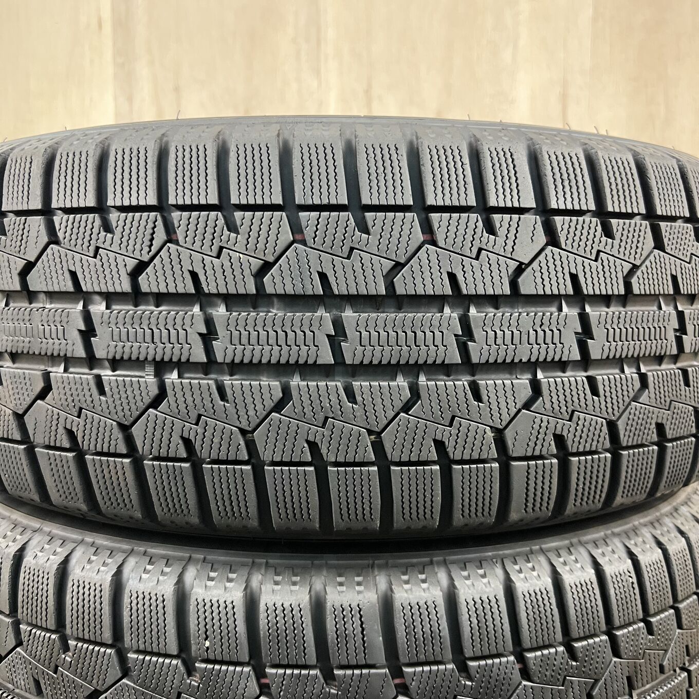 Toyo OBSERVE GARIT GIZ2 215/55 R17, фото 2