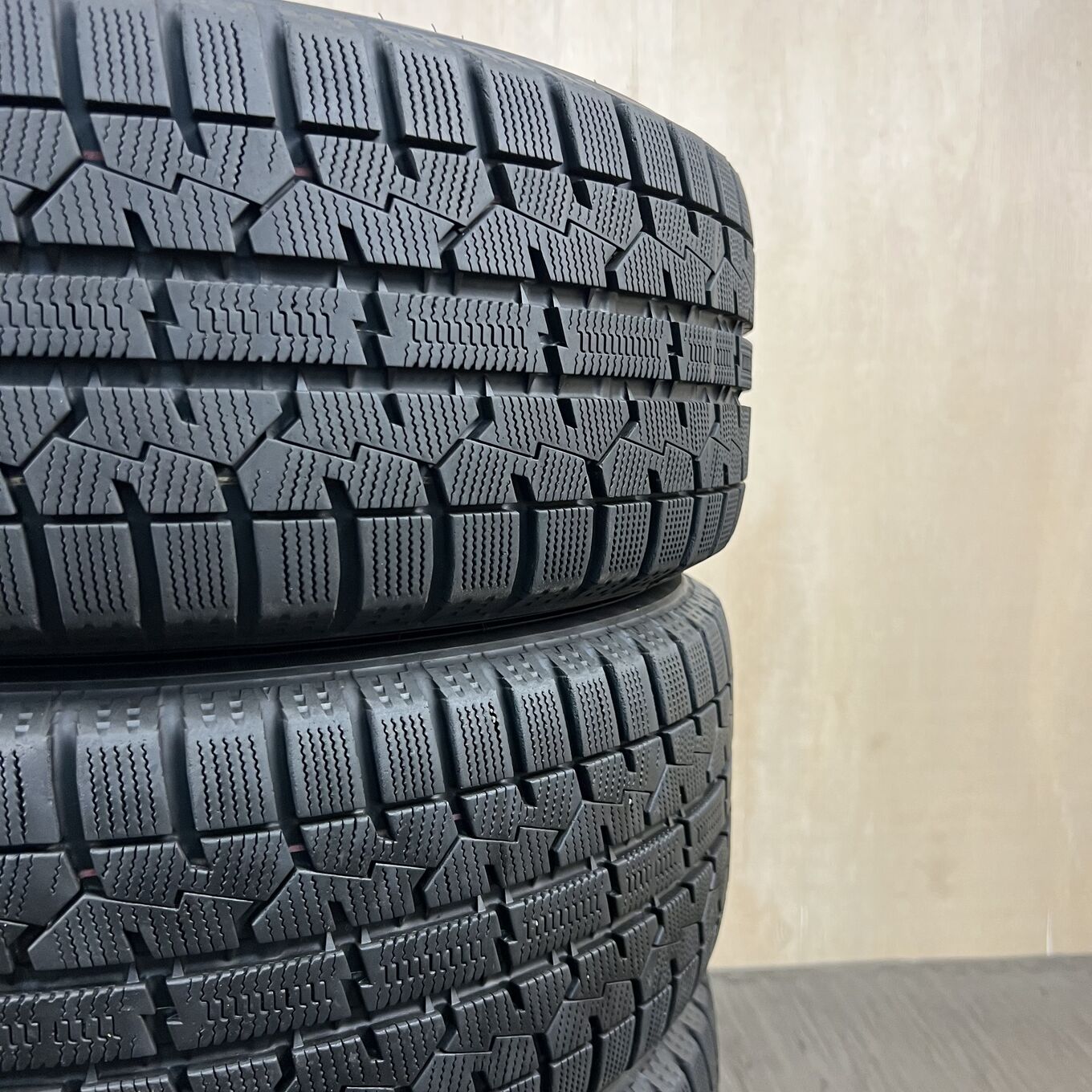 Toyo OBSERVE GARIT GIZ2 215/55 R17, фото 6