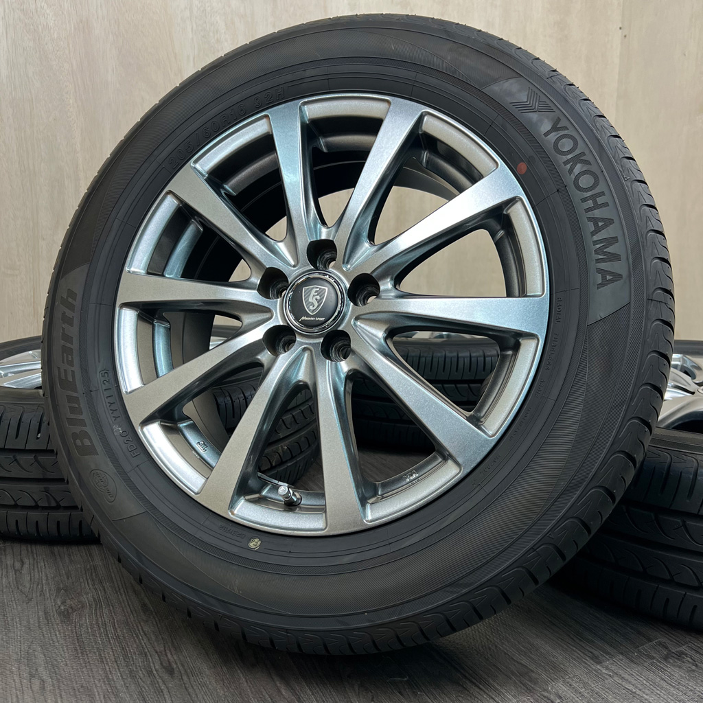 205/60 R16 Yokohama BLUEARTH — 51 000 ¥/комплект
