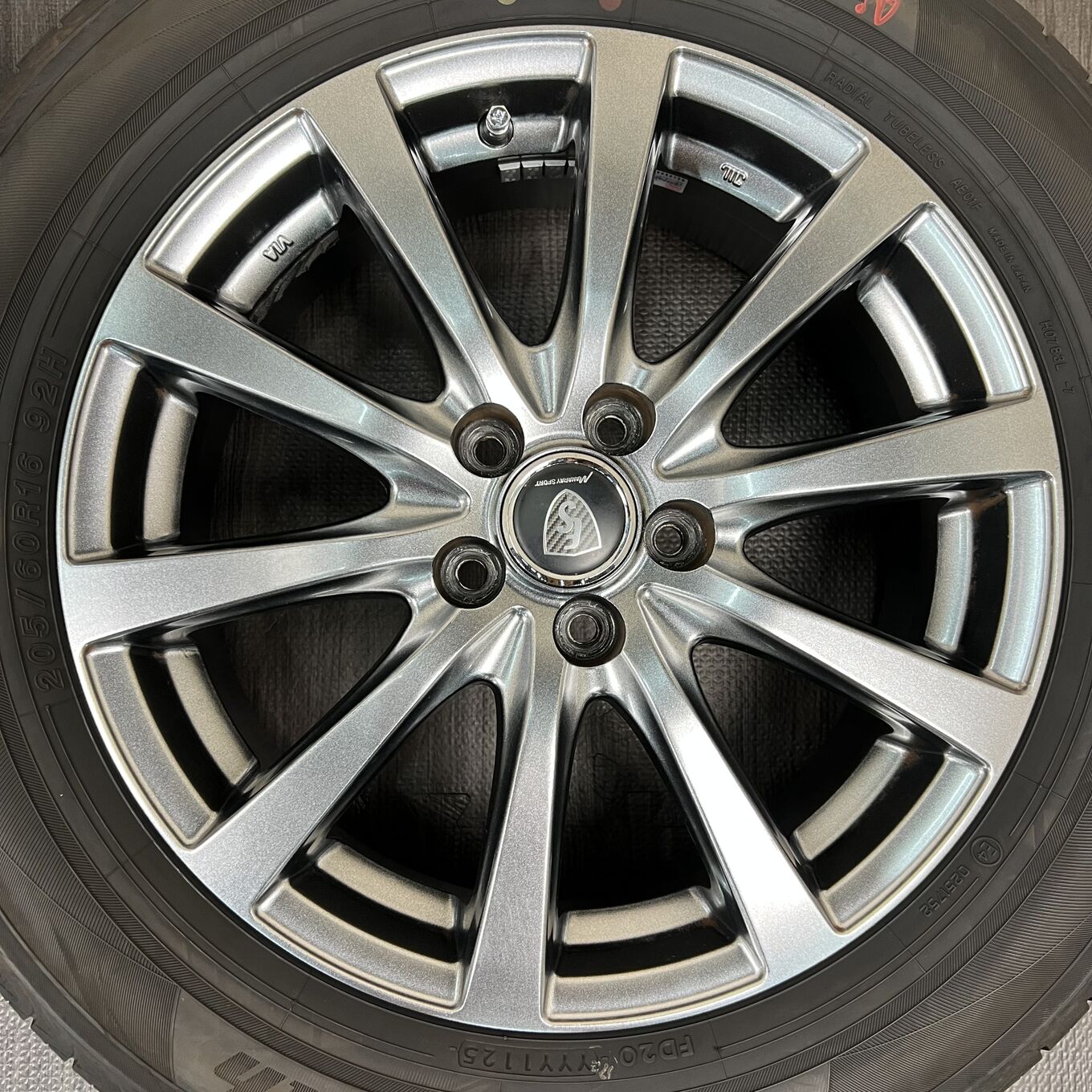 Yokohama BLUEARTH 205/60 R16, фото 3