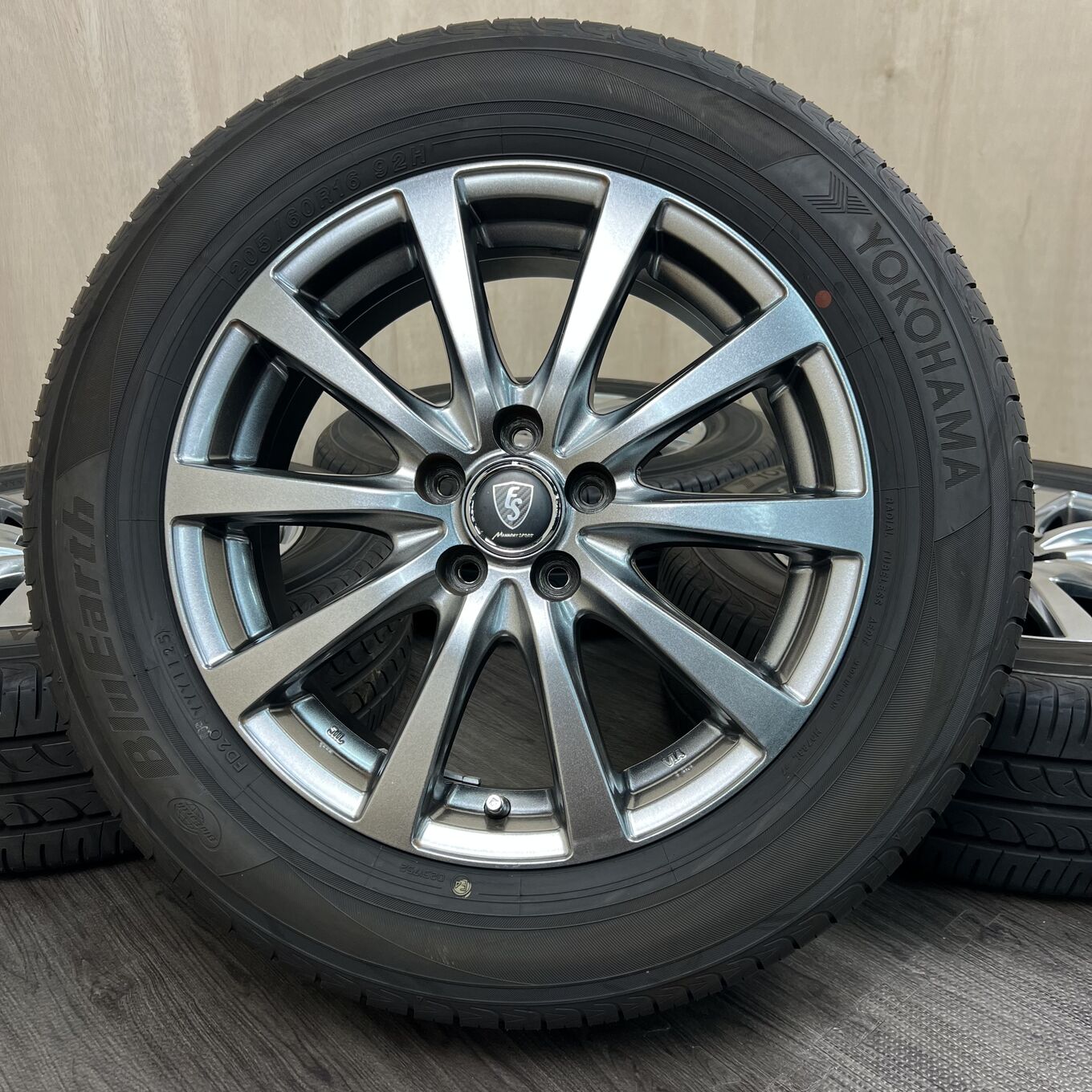 Yokohama BLUEARTH 205/60 R16, фото 6