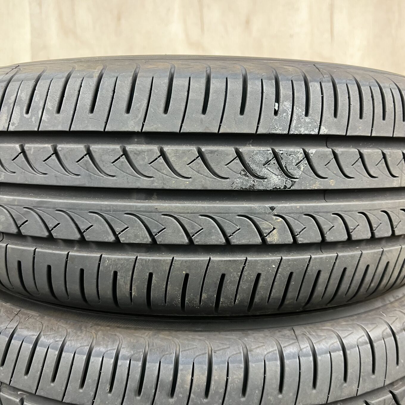 Yokohama BLUEARTH 205/60 R16, фото 2