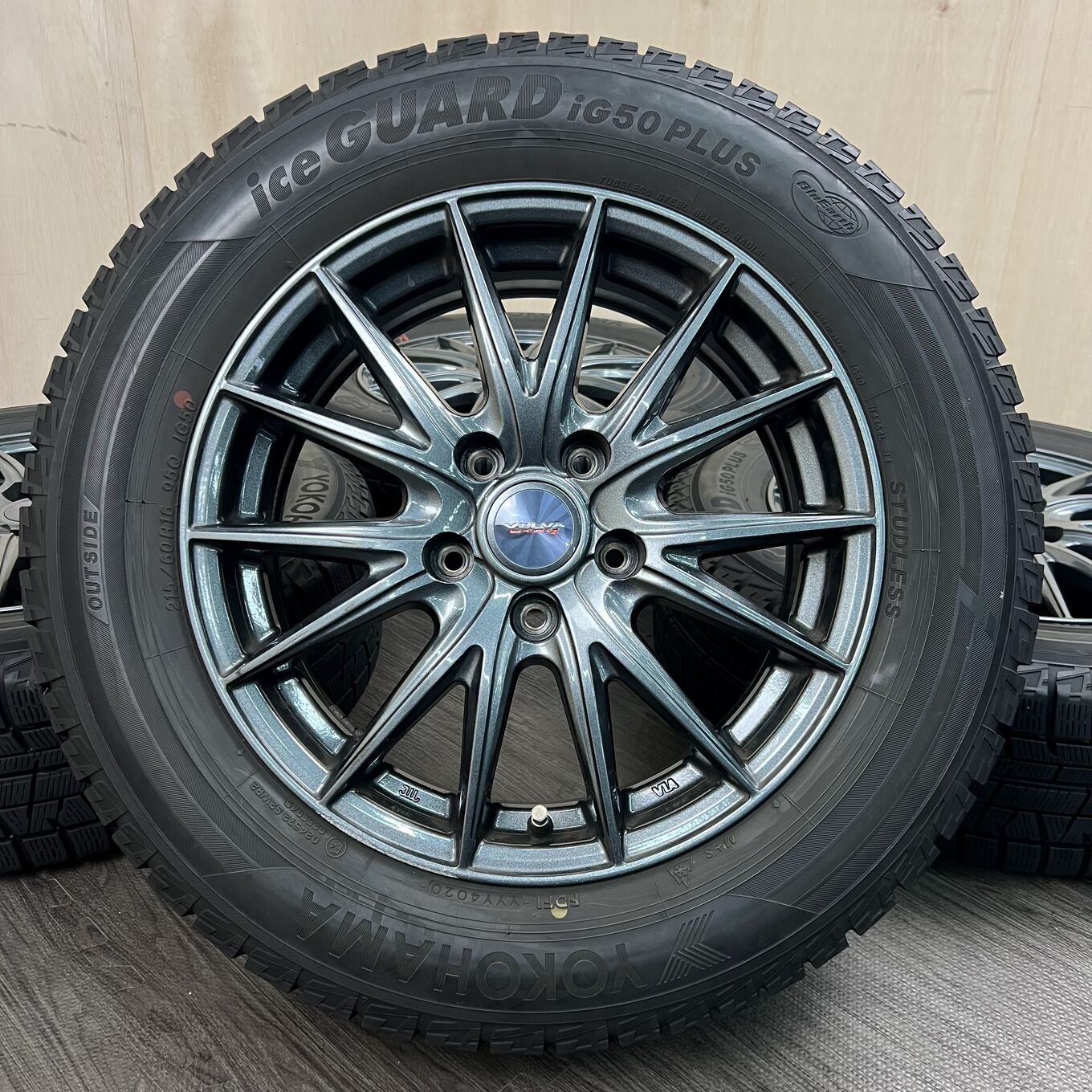 R16 6.5J ET40 5x114.3 VELVA SPORT 2 — 27 100 ¥/комплект