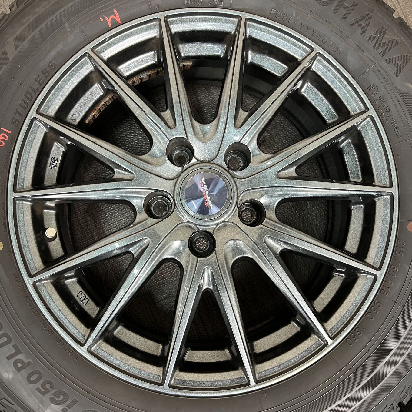 Yokohama VELVA SPORT 2 215/60 R16, фото 4