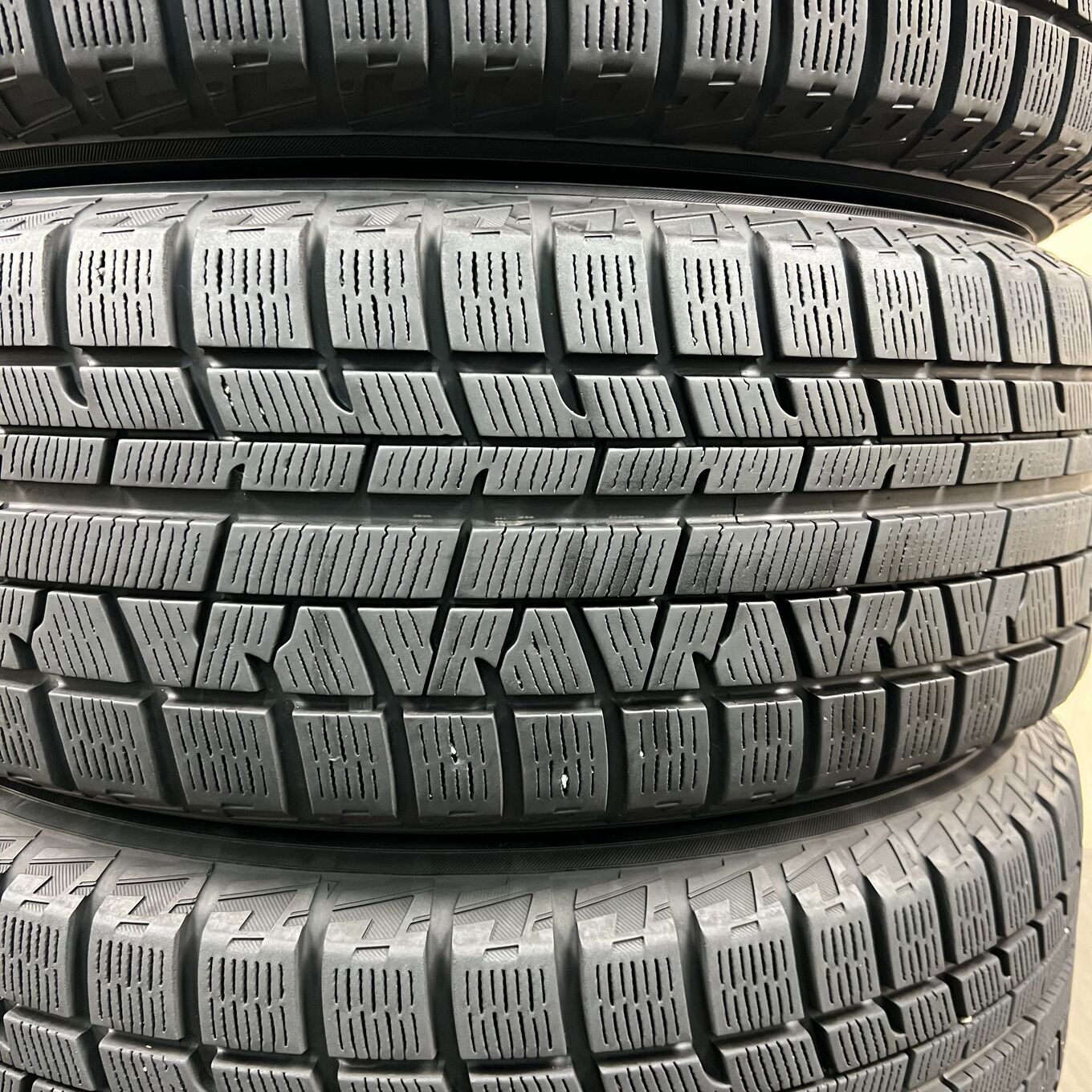 Yokohama ICE GUARD IG50 215/60 R16, фото 3