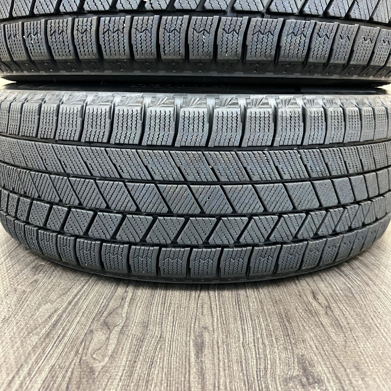 Bridgestone RAWRION RM01 195/45 R17, фото 5