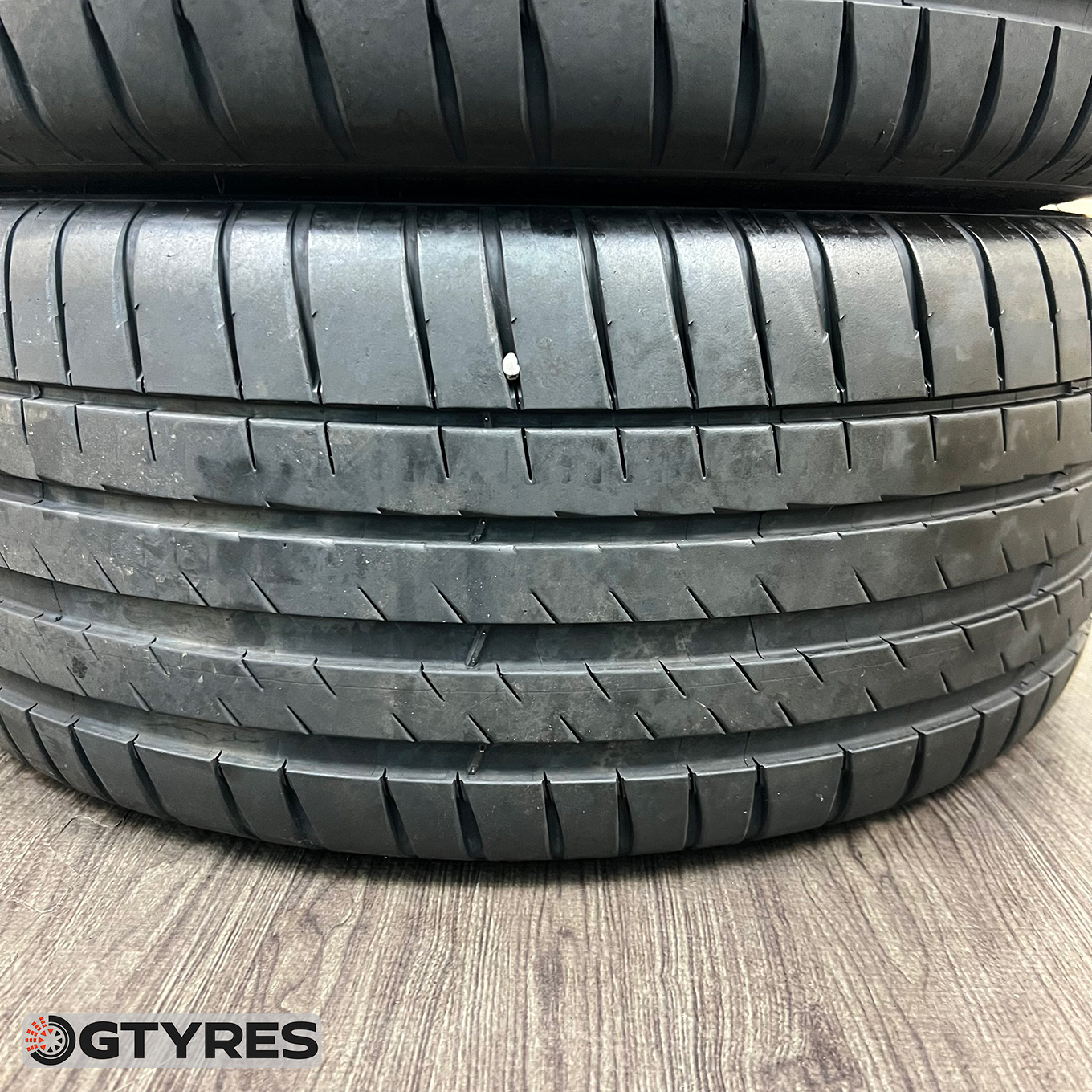 Michelin PILOT SPORT 4 235/40 R18, фото 2