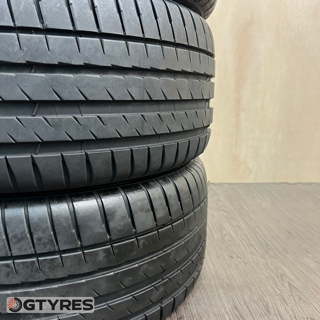 Michelin PILOT SPORT 4 235/40 R18, фото 5
