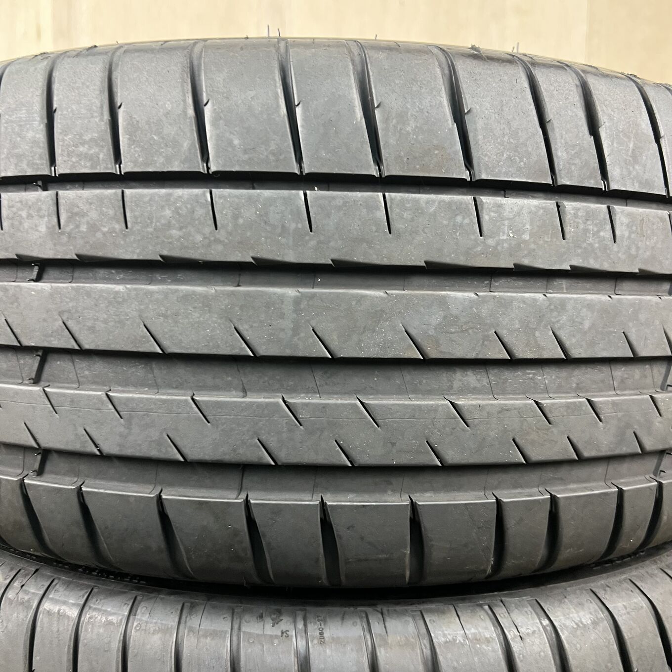 Michelin PILOT SPORT 4 235/40 R18, фото 2