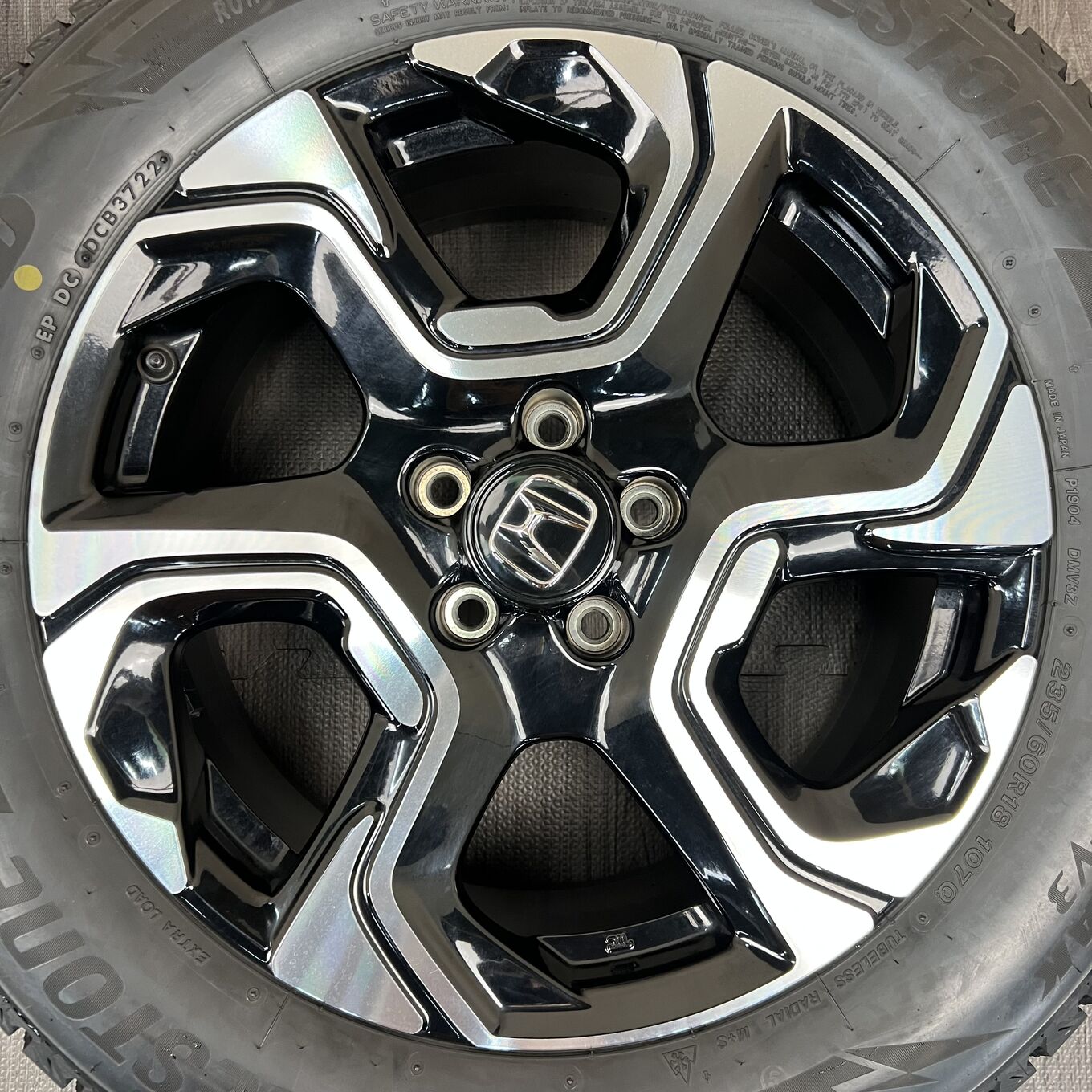 Bridgestone CRV 235/60 R18, фото 4