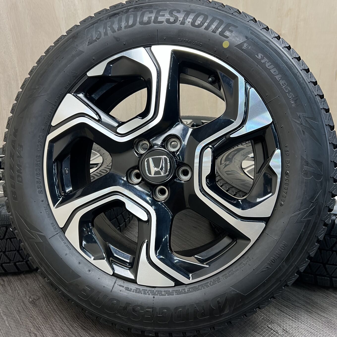 Bridgestone CRV 235/60 R18, фото 6