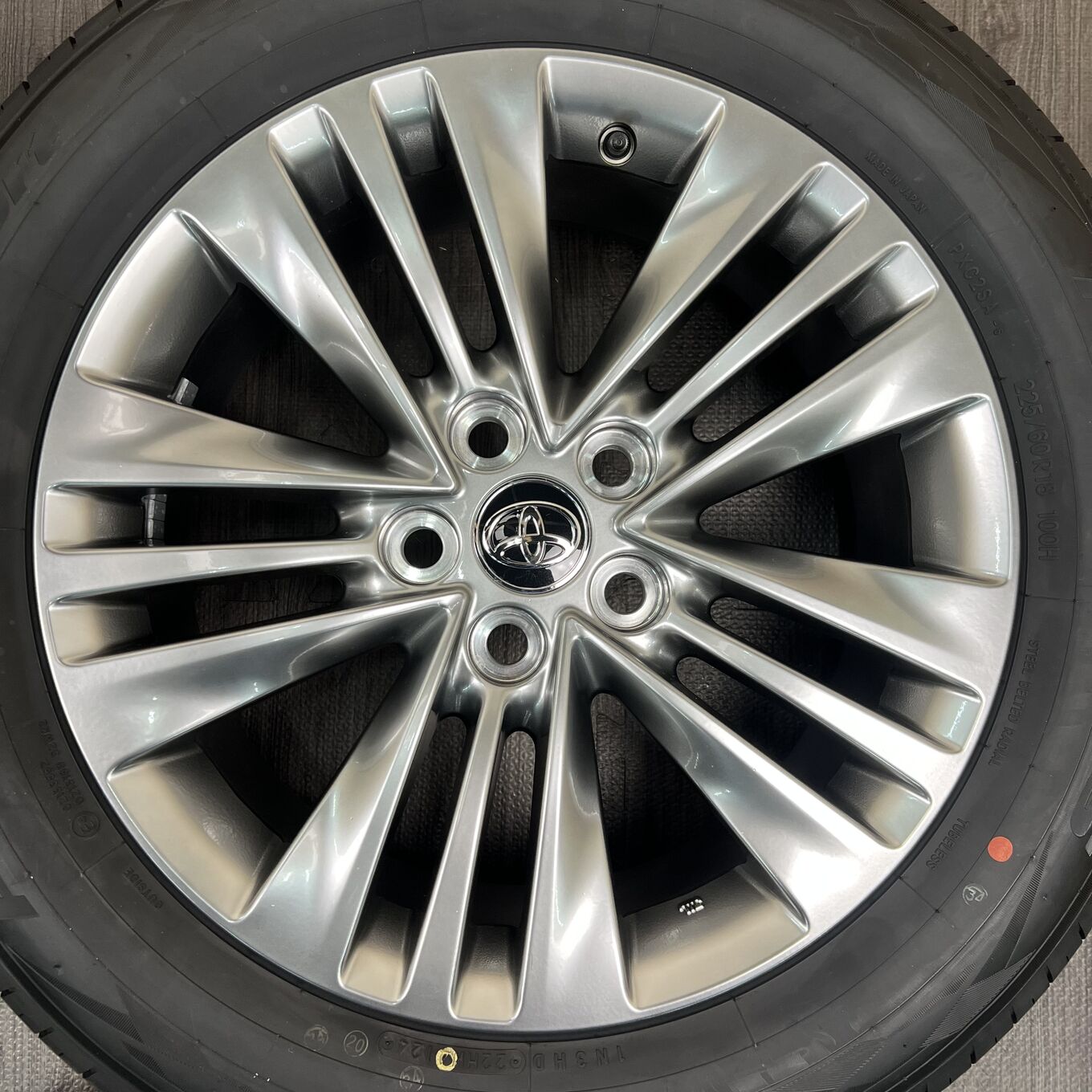 Toyo ALPHARD 40 225/60 R18, фото 3