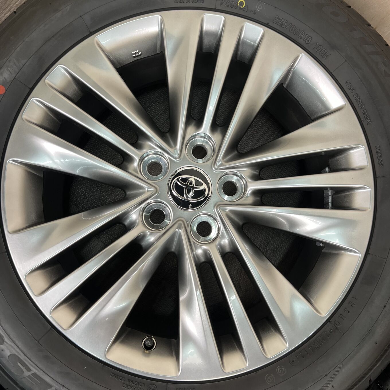 Toyo ALPHARD 40 225/60 R18, фото 4