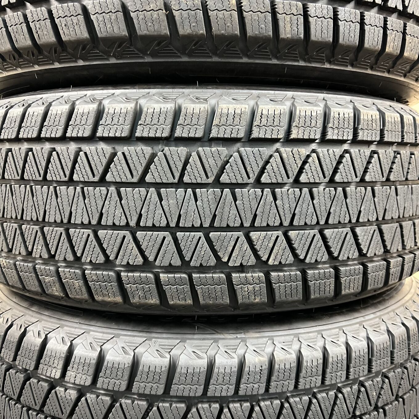 Bridgestone BLIZZAK DM-V3 235/60 R18, фото 3