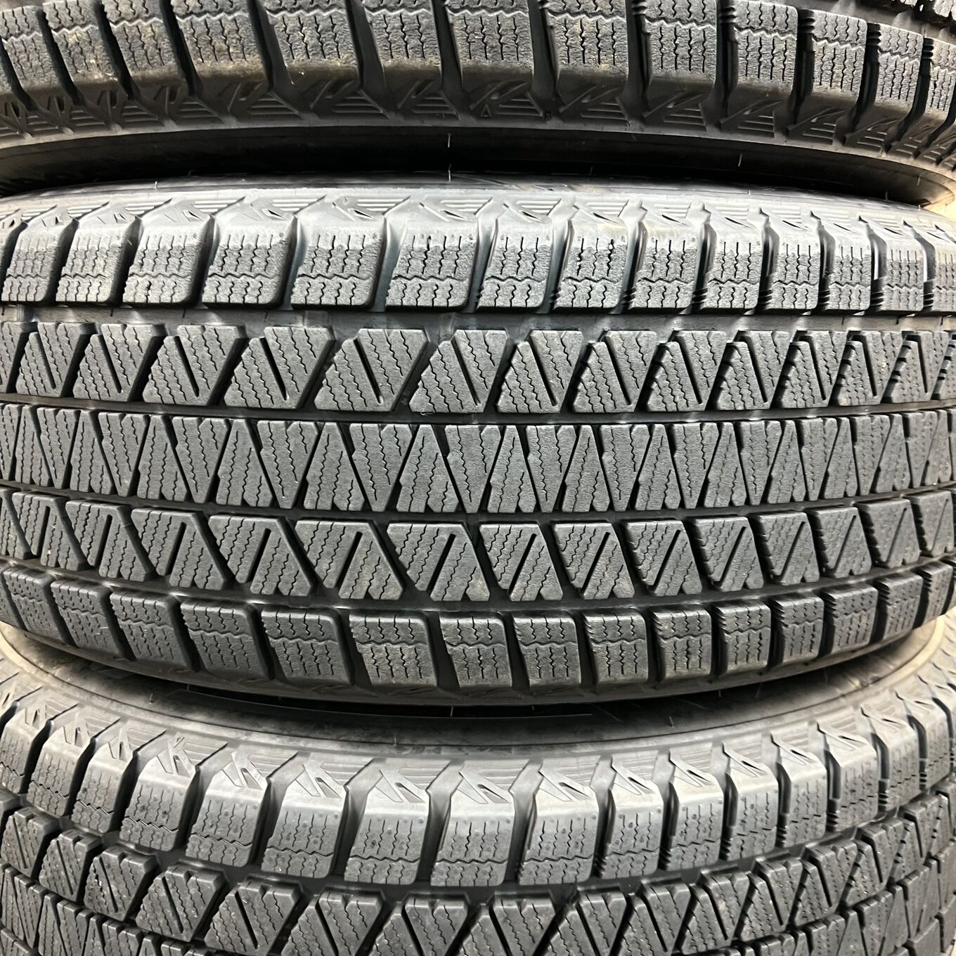 Bridgestone BLIZZAK DM-V3 235/60 R18, фото 4
