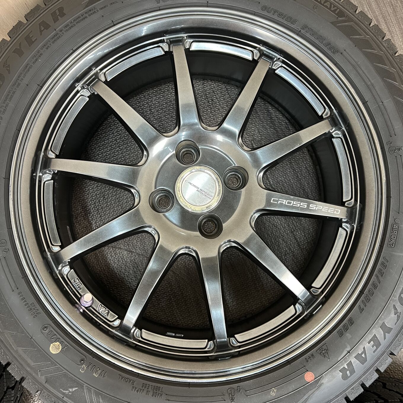 Goodyear ICE NAVI 8 195/60 R17, фото 5