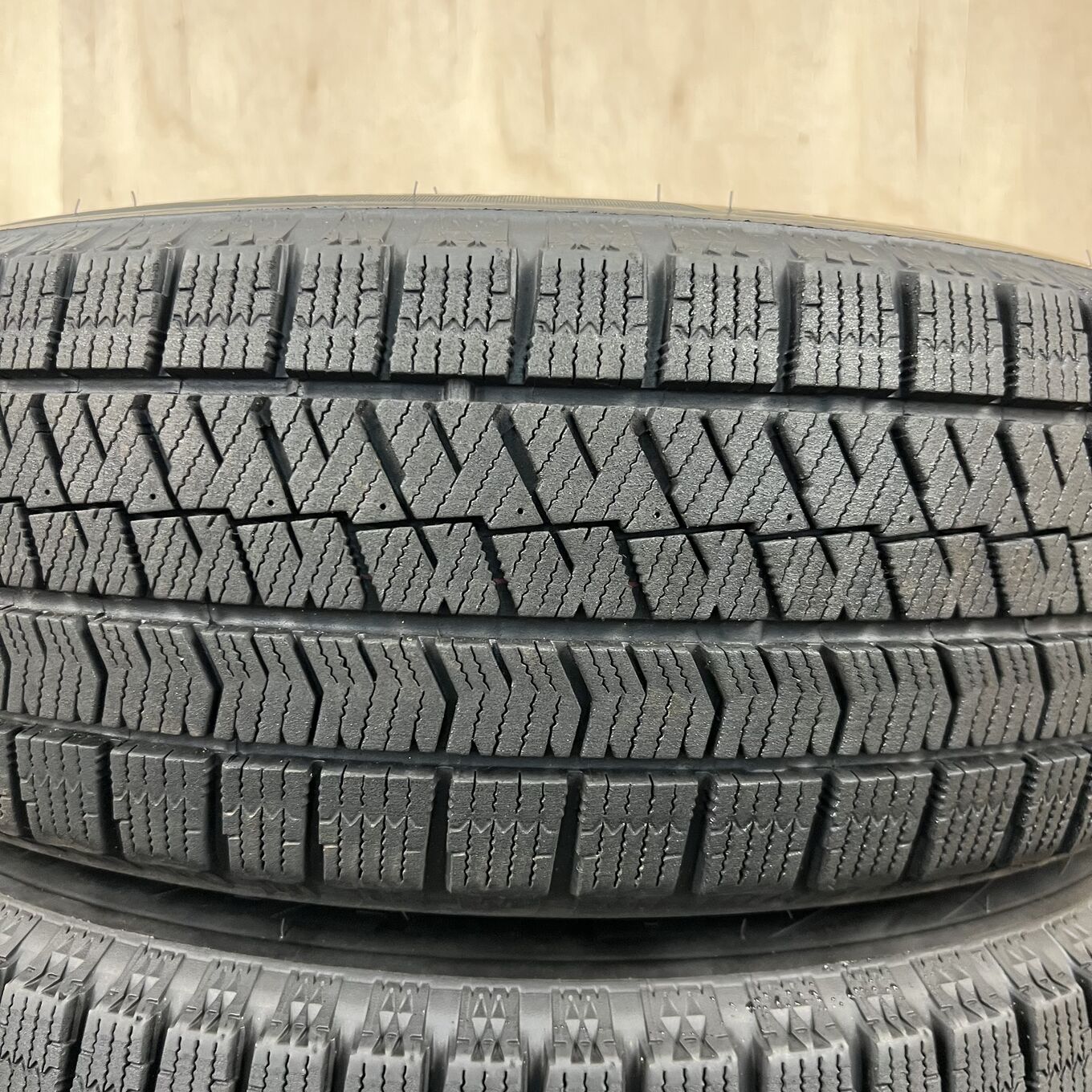 Bridgestone BLIZZAK VRX2 195/65 R15, фото 2