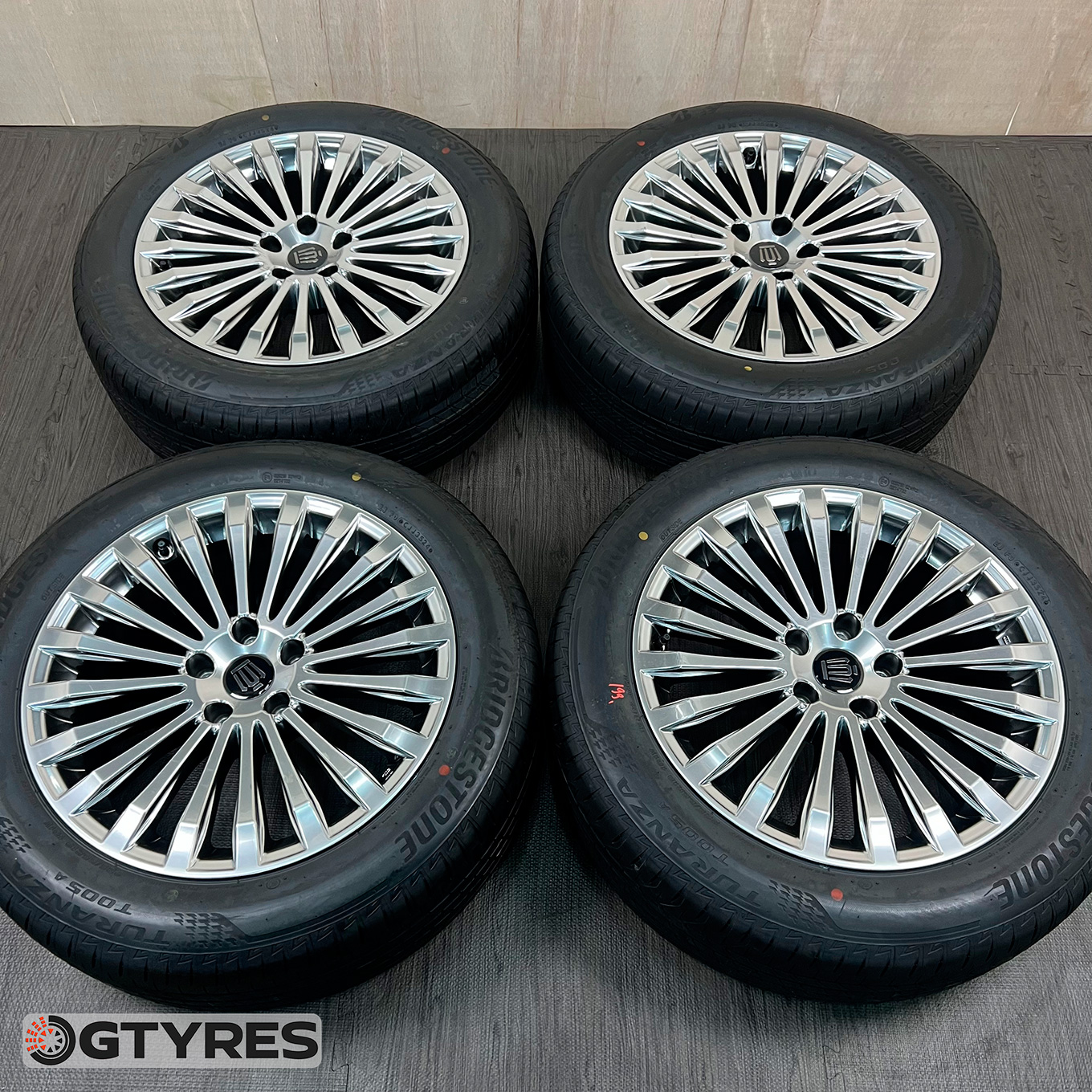 235/55 R19 Bridgestone TURANZA T005A — 142 500 ¥/комплект