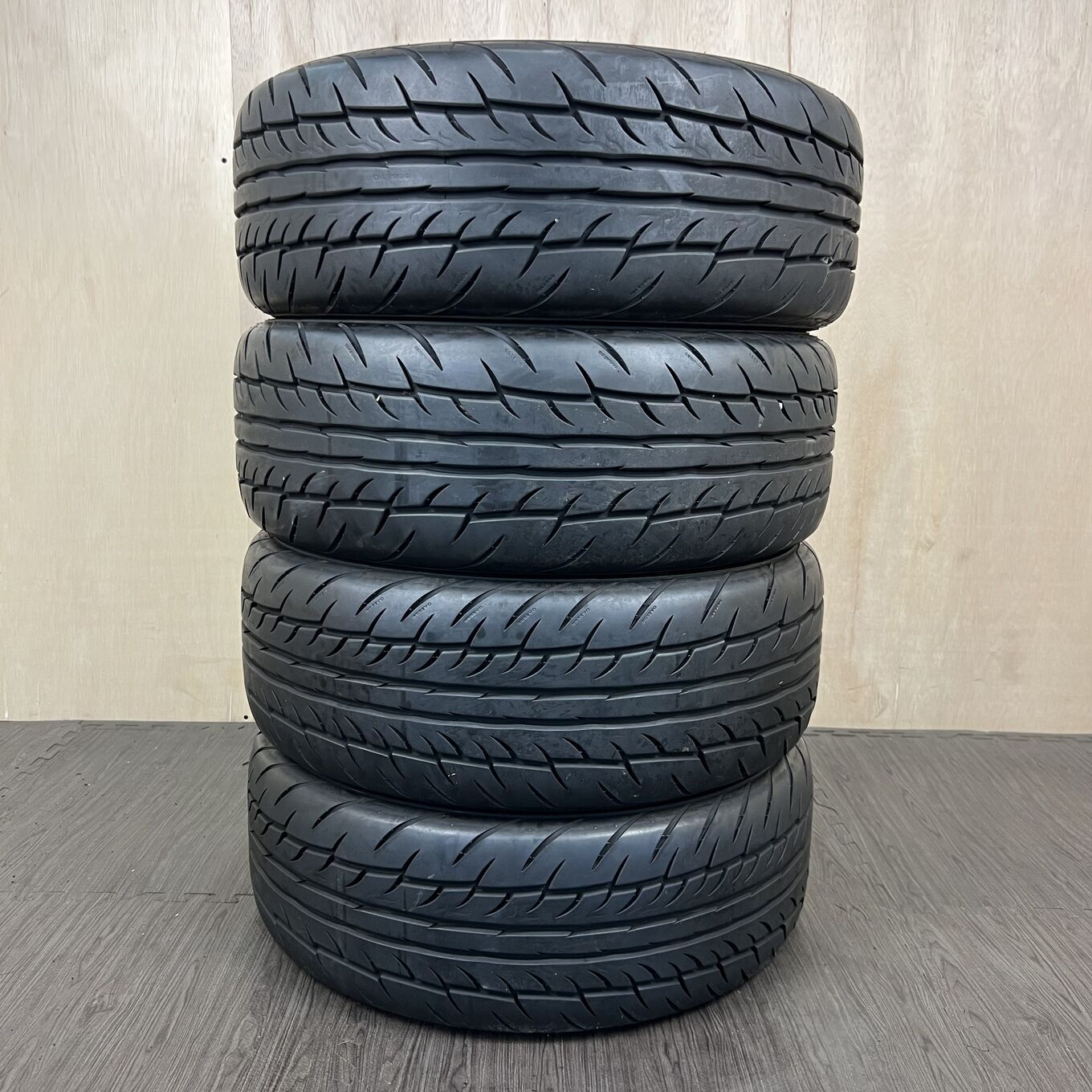 225/45 R18 595EVO — 21 100 ¥/комплект