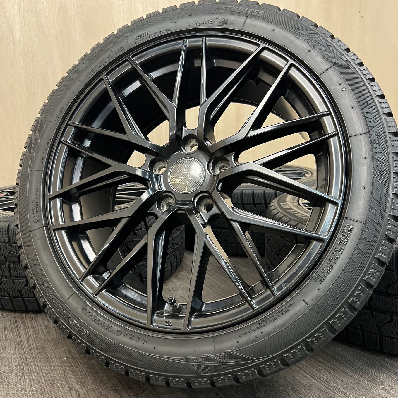 Б/У колесо в сборе 225/45 R17 Toyo OBSERVE GIZ, артикул 202S030426