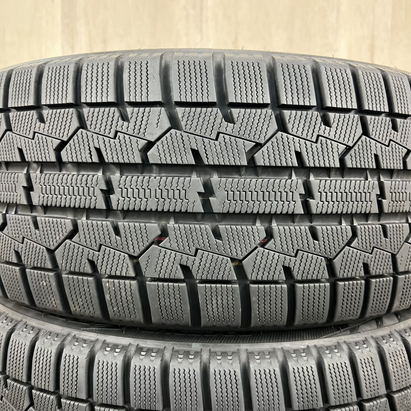 Toyo OBSERVE GIZ 225/45 R17, фото 2