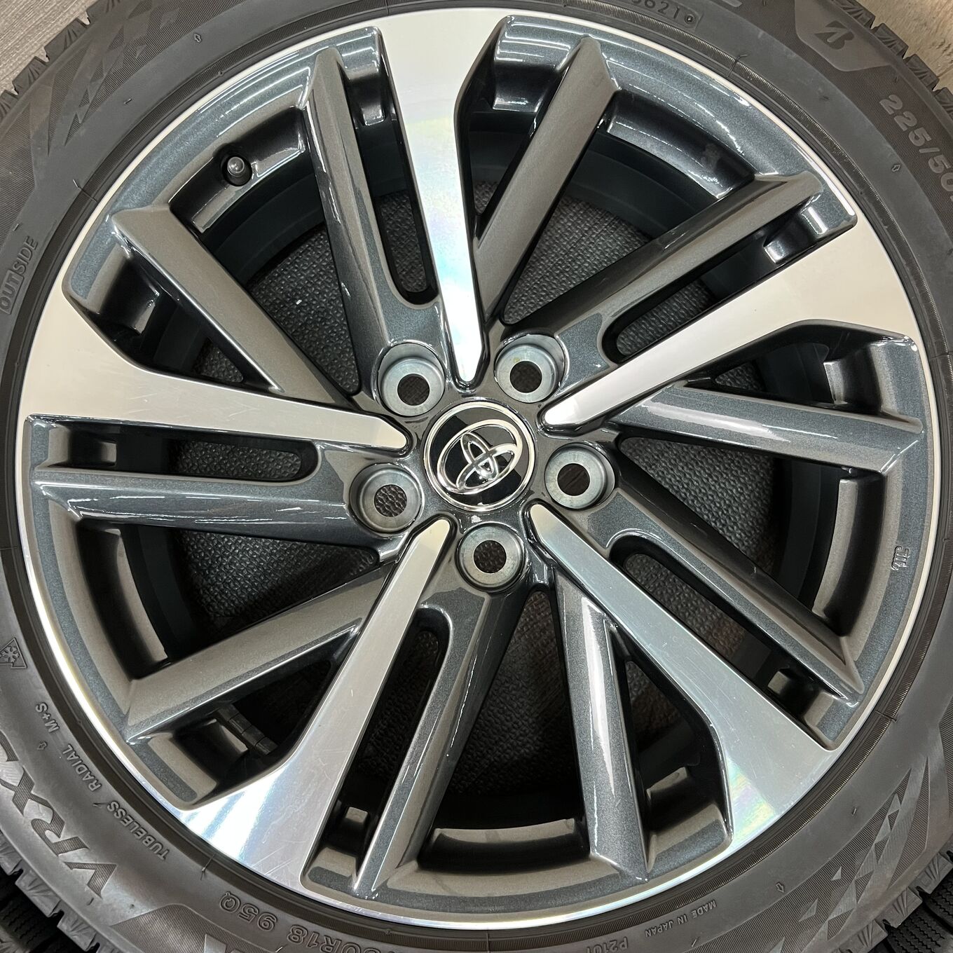 Toyo COROLLA CROSS R18 7J ET40 5x114.3, фото 4