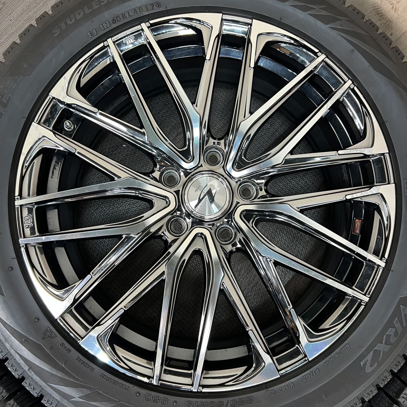Bridgestone LEONIS SK 225/50 R18, фото 4