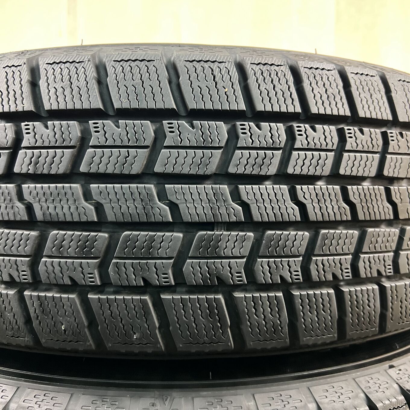 Goodyear ICE NAVI 7 195/65 R16, фото 2