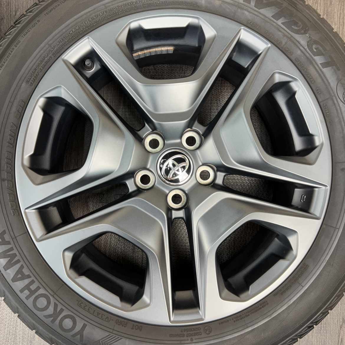 Yokohama RAV4 XA50 235/55 R19, фото 3