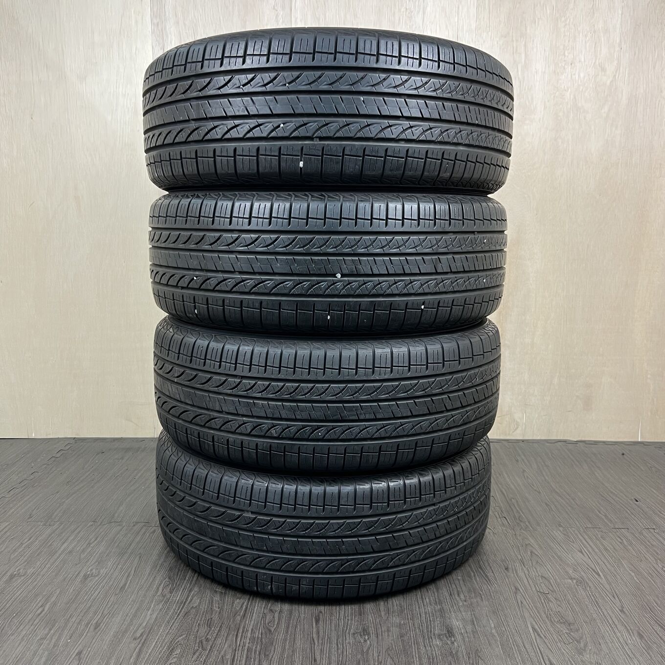 235/55 R19 Yokohama AVID GT — 29 600 ¥/комплект