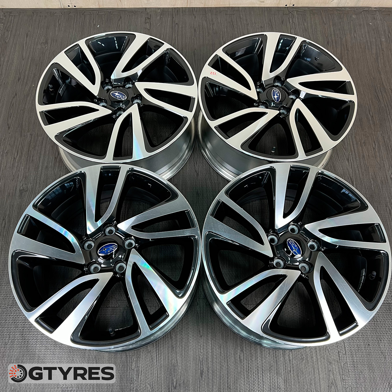 265/60 R18 Michelin LATITUDE TOUR HP — 59 500 ¥/комплект