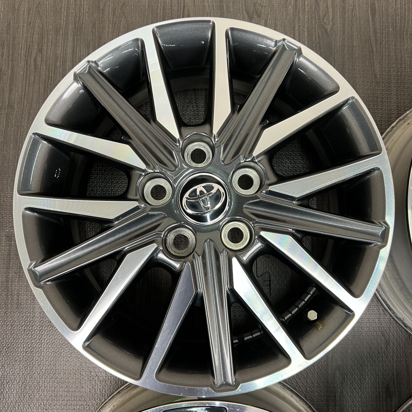 Dunlop NOAH 80 215/65 R16, фото 5