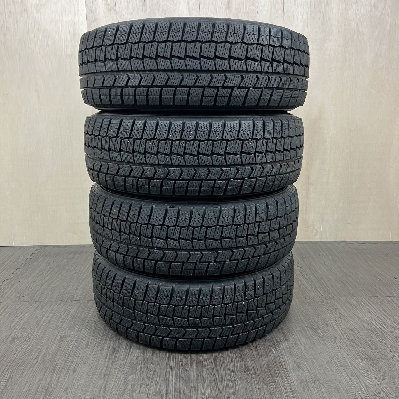 Б/У шина 215/65 R16 Dunlop WINTER MAXX WM02, артикул 232T40925
