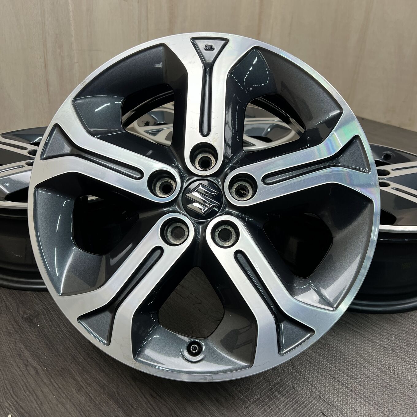 Б/У диск R17 6.5J ET50 5x114.3 VITARA, артикул 239D40925